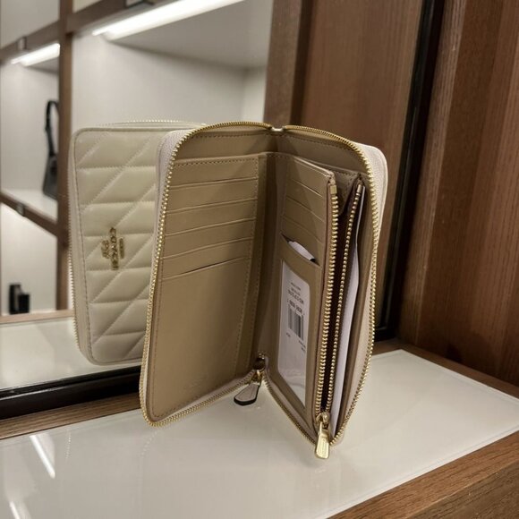 COACH MEDIUM ID ZIP WALLET WITH QUILTING CZ339 IMCHK - Picture 5 of 10